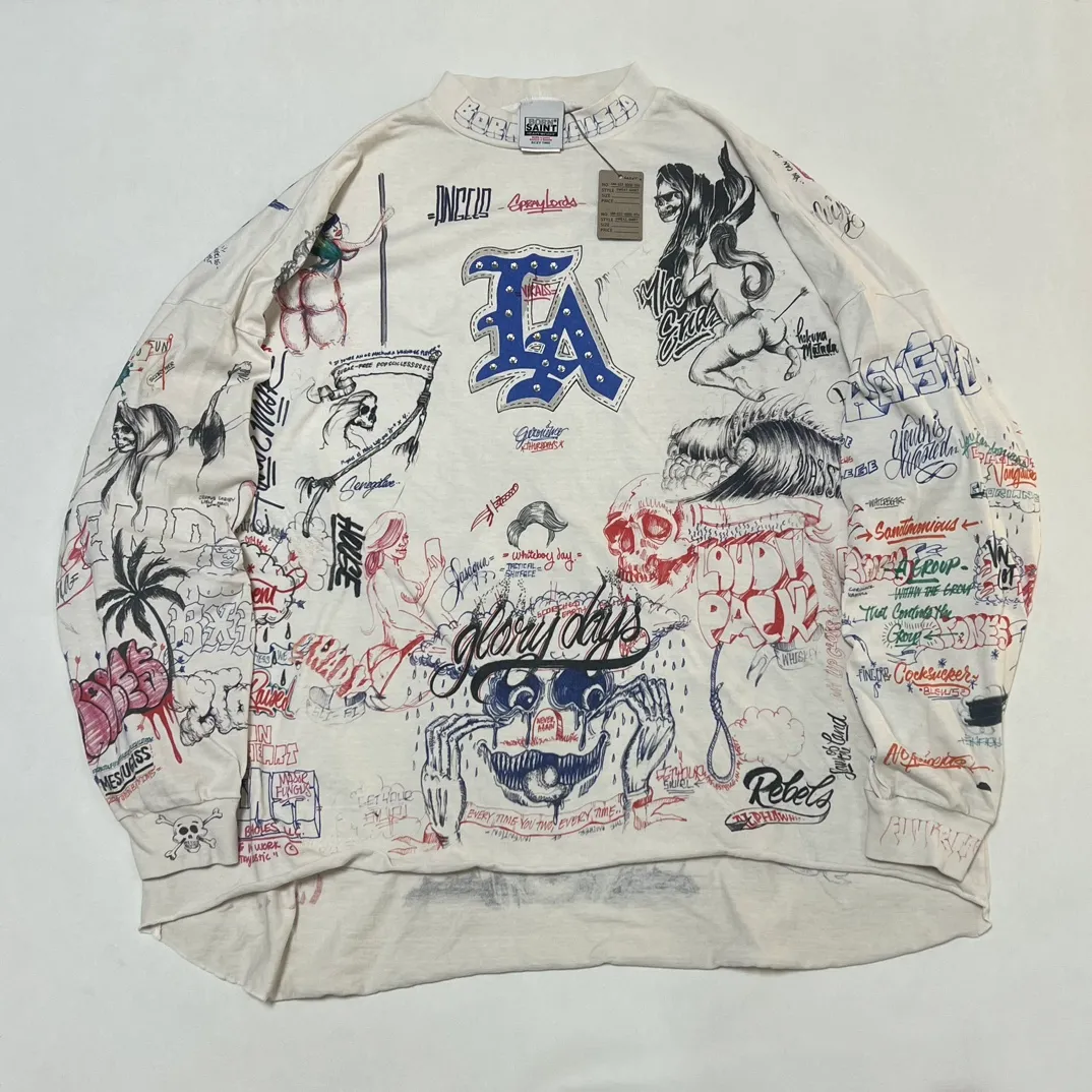 SAINT Mxxxxxx × BORNXRAISED BR_LS TEE/LA/WHT Latest co-branded model LA diamond all-over long sleeves off-white S-XL Super heavy work started in February and lasted three months Super complex 36 sets of screens Outlined pictures make you doubt your life Super perfect reproduction of printing Genuine Czech diamonds Pressure-free reproduction
